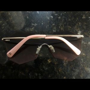 Chanel sunglasses pink